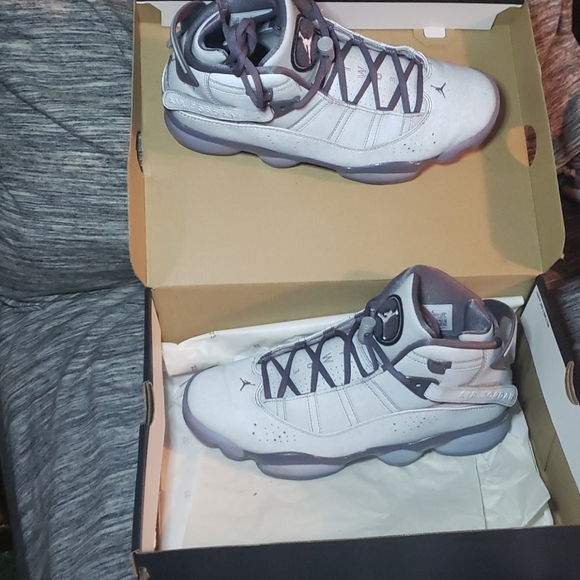 Jordan 6 Rings SE - Picture 3 of 3